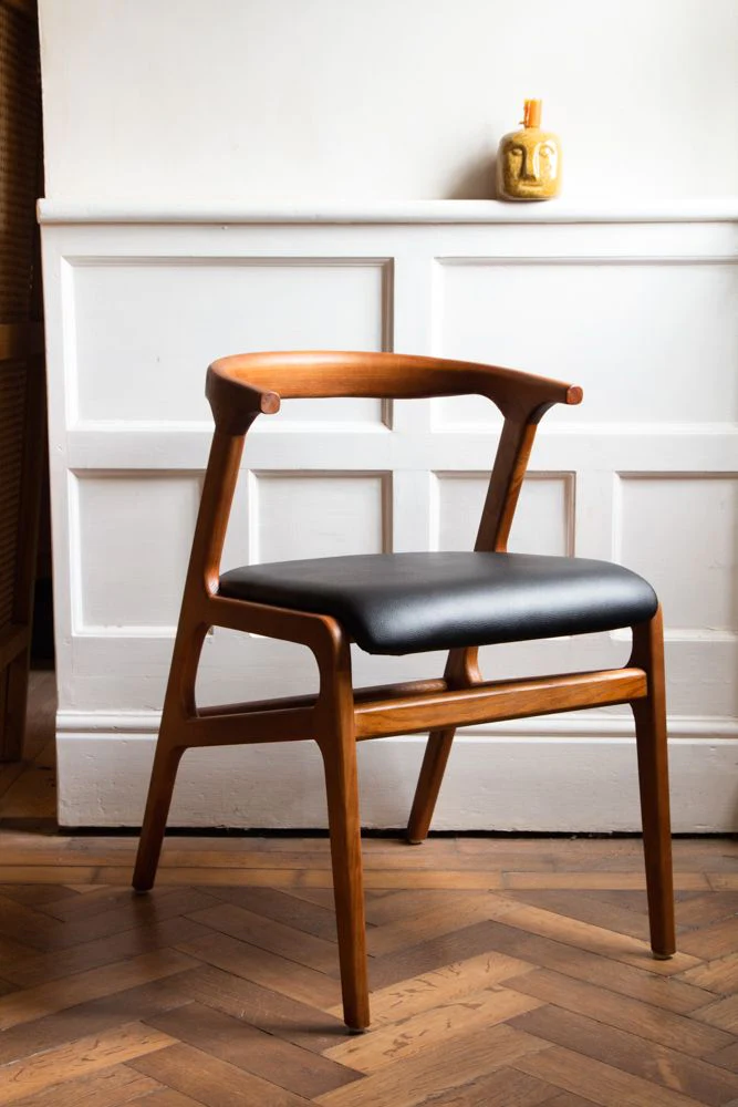 Vodrohome sheesham woodash ford chair with leatherette upholstery side chair occasional chair W: 56 x D: 58 x H: 80 CH#0023 - vodrohome